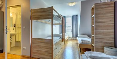 PENSION NOSSEK WIEN